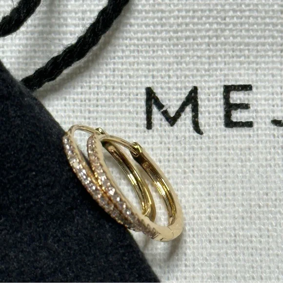 Mejuri Pavé Diamond Small Hoops - Picture 8 of 12